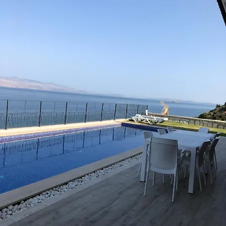 Chios Ormen Cesme