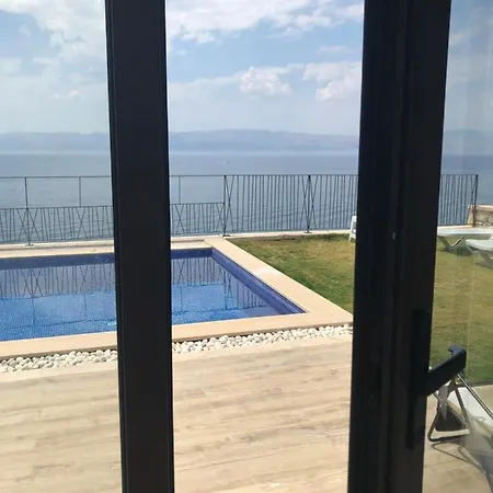 Chios Ormen *